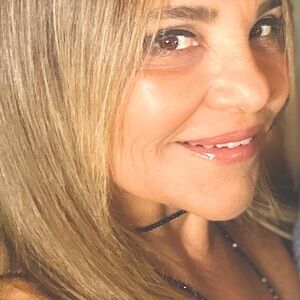 Meet your Posher, Mercedes